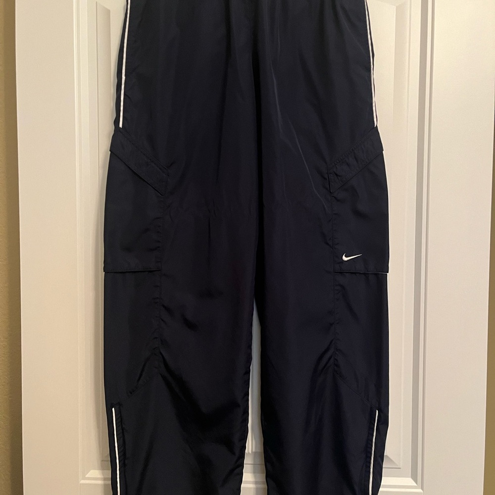 Nike Men’s Black Sweatpants with Tapered Leg and Ankle Zippers